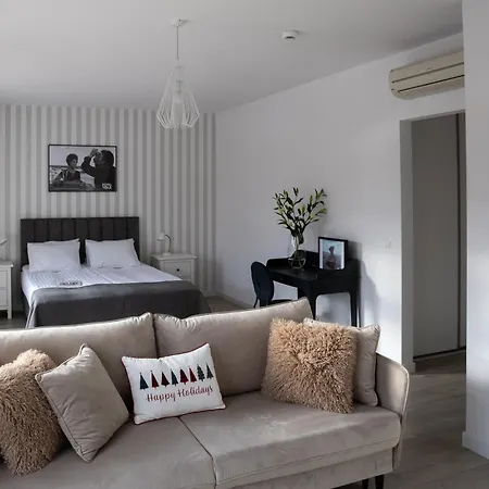 Dom Pracy Tworczej Stowarzyszenia Filmowcow Polskich W Sopocie מלון