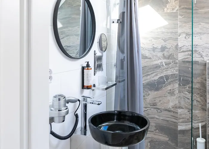 Dom Pracy Tworczej Stowarzyszenia Filmowcow Polskich W Sopocie *